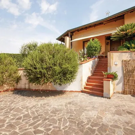 Holiday home Dilma *